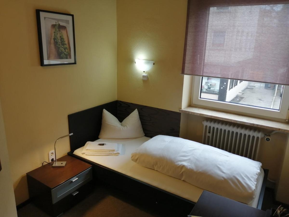 Hotel Augsburg Goldener Falke Buitenkant foto