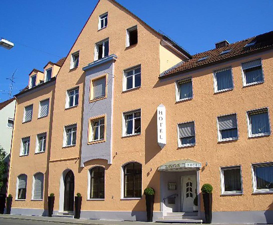 Hotel Augsburg Goldener Falke Buitenkant foto